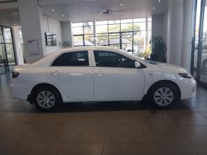Toyota Corolla Quest 1.6 auto - Image 3