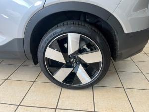 Volvo XC40 Recharge Twin Motor Ultimate - Image 5