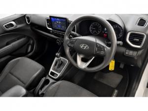 Hyundai Venue 1.0T Fluid auto - Image 7