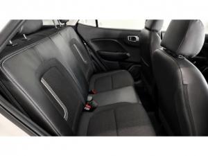 Hyundai Venue 1.0T Fluid auto - Image 8