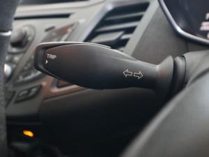 Ford Fiesta 5-door 1.4 Trend - Image 23