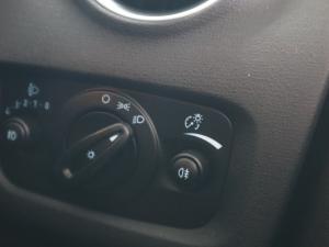 Ford Fiesta 5-door 1.4 Trend - Image 25