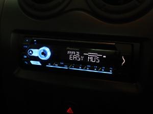 Nissan NP200 1.6i safety pack (aircon) - Image 14