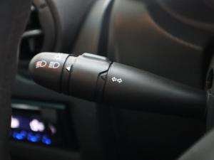 Nissan NP200 1.6i safety pack (aircon) - Image 18