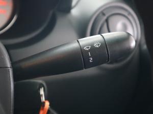 Nissan NP200 1.6i safety pack (aircon) - Image 19