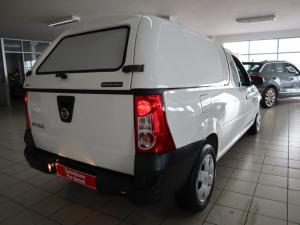 Nissan NP200 1.6i safety pack (aircon) - Image 4