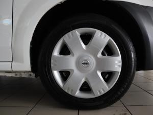 Nissan NP200 1.6i safety pack (aircon) - Image 17