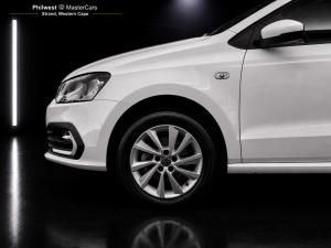 Volkswagen Polo Vivo hatch 1.6 Life - Image 26