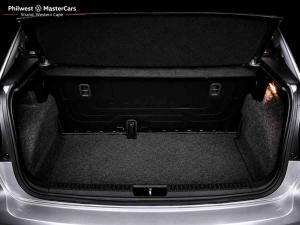 Volkswagen Polo Vivo hatch 1.6 Life - Image 15