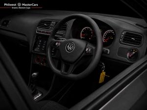 Volkswagen Polo Vivo hatch 1.6 Life - Image 8