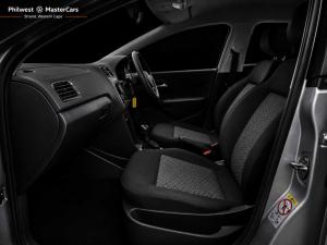 Volkswagen Polo Vivo hatch 1.6 Life - Image 9