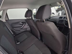 Volkswagen Polo Vivo hatch 1.6 Comfortline auto - Image 13