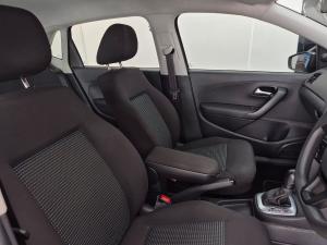 Volkswagen Polo Vivo hatch 1.6 Comfortline auto - Image 14