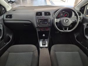 Volkswagen Polo Vivo hatch 1.6 Comfortline auto - Image 5