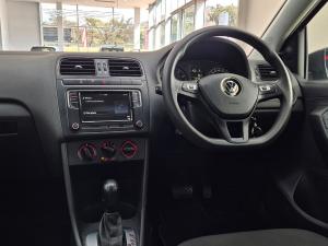 Volkswagen Polo Vivo hatch 1.6 Comfortline auto - Image 8