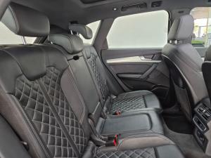 Audi SQ5 TFSI quattro Black Edition - Image 11