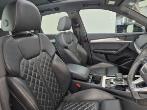 Audi SQ5 TFSI quattro Black Edition - Image 13