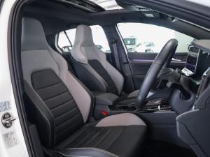 Volkswagen Golf 1.4TSI R-Line Plus - Image 15