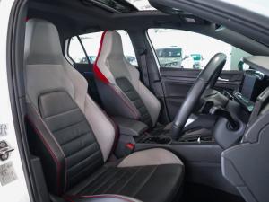Volkswagen Golf GTI - Image 17