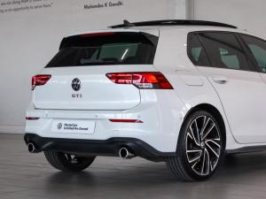 Volkswagen Golf GTI - Image 6
