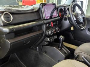 Suzuki Jimny 1.5 GLX AllGrip 5-door auto - Image 7