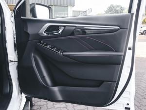 Isuzu mu-X 3.0TD Onyx XT 4WD - Image 16