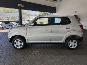 Suzuki S-Presso 1.0 GL manual - Image 4