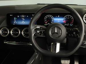 Mercedes-Benz GLA GLA200 Progressive - Image 13