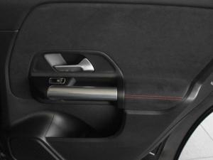 Mercedes-Benz GLA GLA200 Progressive - Image 15