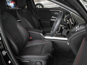 Mercedes-Benz GLA GLA200 Progressive - Image 19