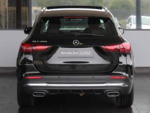 Mercedes-Benz GLA GLA200 Progressive - Image 3