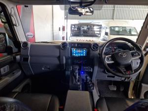 Toyota Land Cruiser 79 2.8GD-6 double cab auto - Image 17