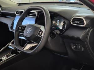 MG ZS Pro 1.5T Comfort - Image 8