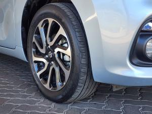 Suzuki Baleno 1.5 GLX manual - Image 12