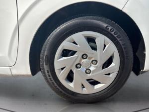 Hyundai Grand i10 1.2 Premium hatch - Image 12