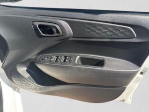 Hyundai Grand i10 1.2 Premium hatch - Image 13