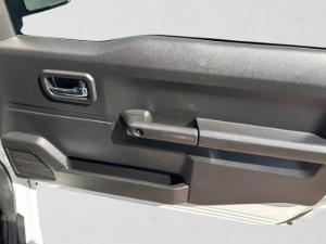 Suzuki Jimny 1.5 GLX AllGrip 3-door manual - Image 13