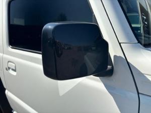 Suzuki Jimny 1.5 GLX AllGrip 3-door manual - Image 9