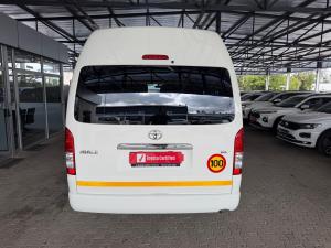 Toyota Hiace 2.5D-4D bus 14-seater GL - Image 5