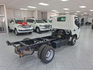 Hino 200 310 4X2 - Image 2