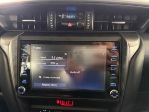 Toyota Fortuner 2.4GD-6 manual - Image 13