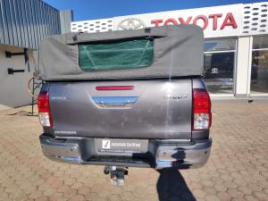 Toyota Hilux 2.4GD-6 double cab Raider manual - Image 5