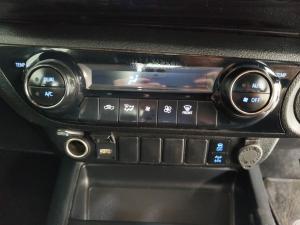 Toyota Hilux 2.8GD-6 double cab Legend auto - Image 14