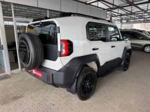 Toyota Land Cruiser FJ 2.7 4x4 VX - Image 2