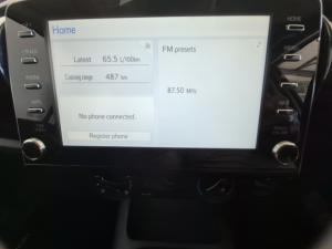 Toyota Hilux 2.4GD-6 double cab 4x4 Raider manual - Image 14