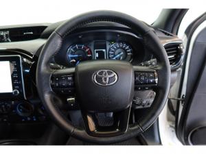 Toyota Hilux 2.8GD-6 Xtra cab 4x4 Legend manual - Image 8