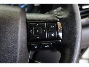 Toyota Hilux 2.8GD-6 Xtra cab 4x4 Legend manual - Image 10