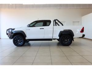 Toyota Hilux 2.8GD-6 Xtra cab 4x4 Legend manual - Image 24