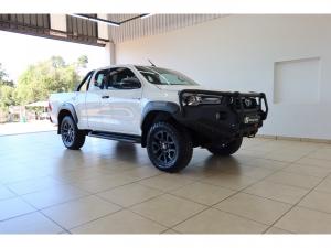 Toyota Hilux 2.8GD-6 Xtra cab 4x4 Legend manual - Image 1