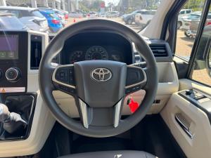 Toyota Quantum 2.8 LWB bus 11-seater GL - Image 8
